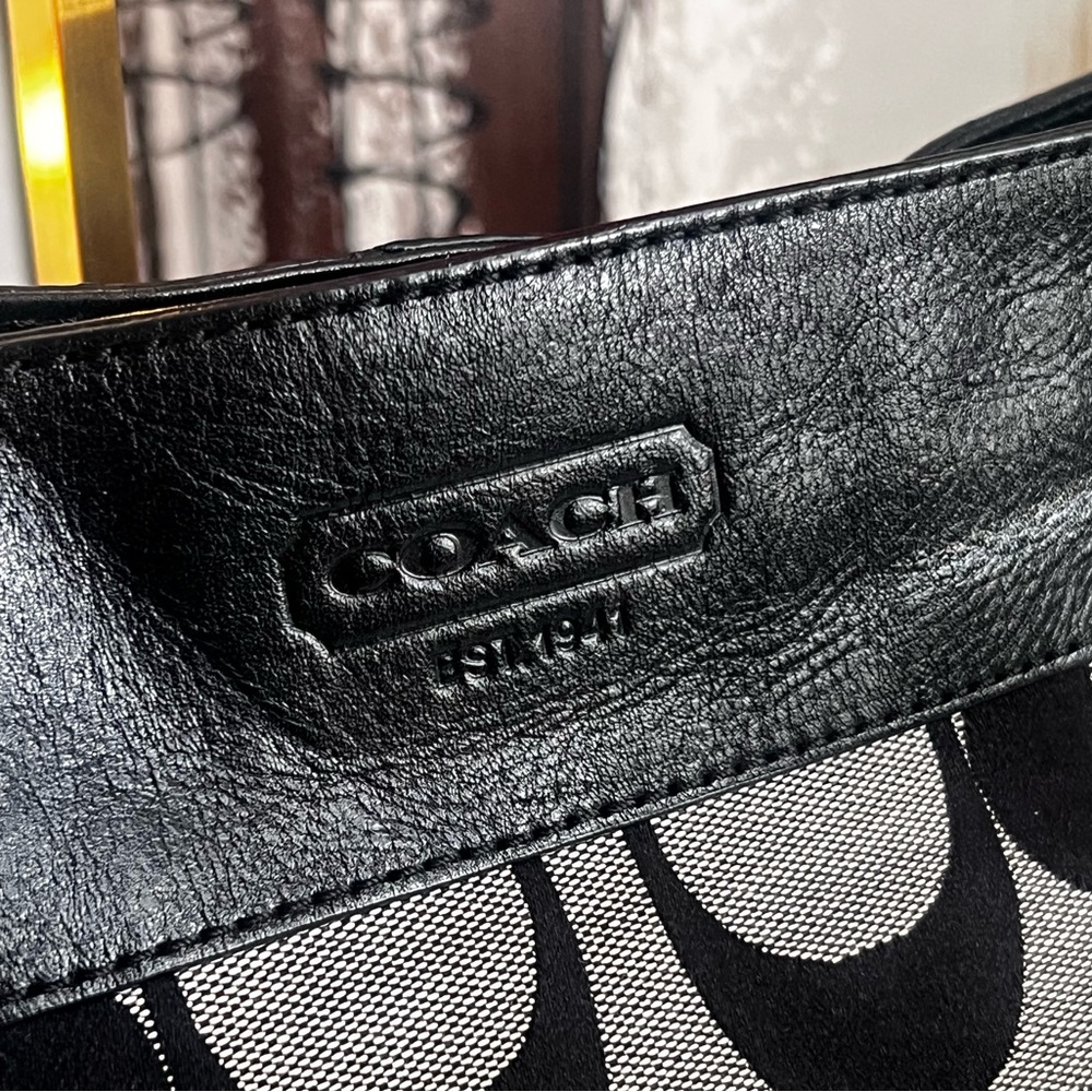Coach Black and Cream Women's Bag - Picture 12 of 16